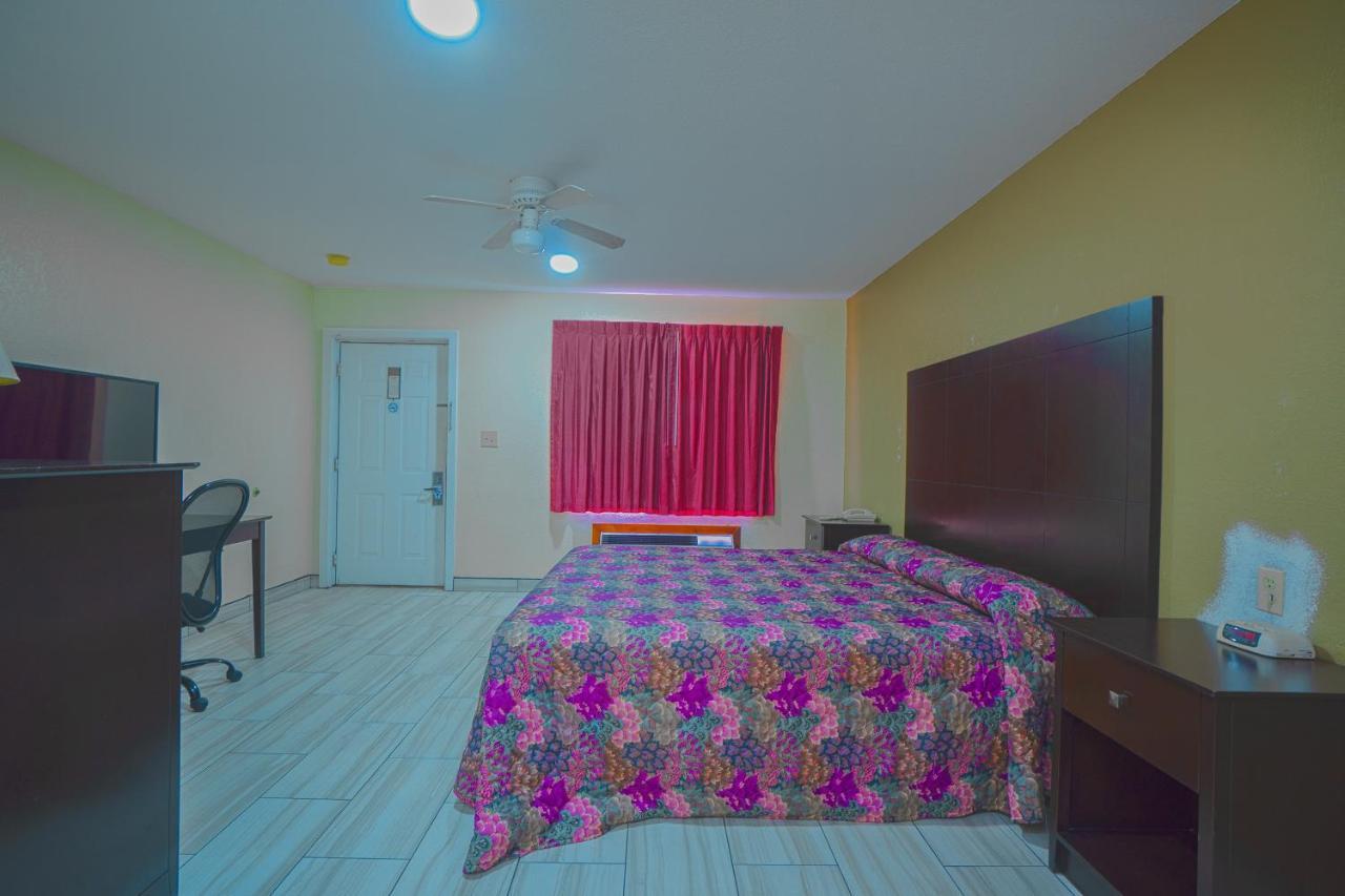 Texas Inn San Benito Near Harlingen Ngoại thất bức ảnh