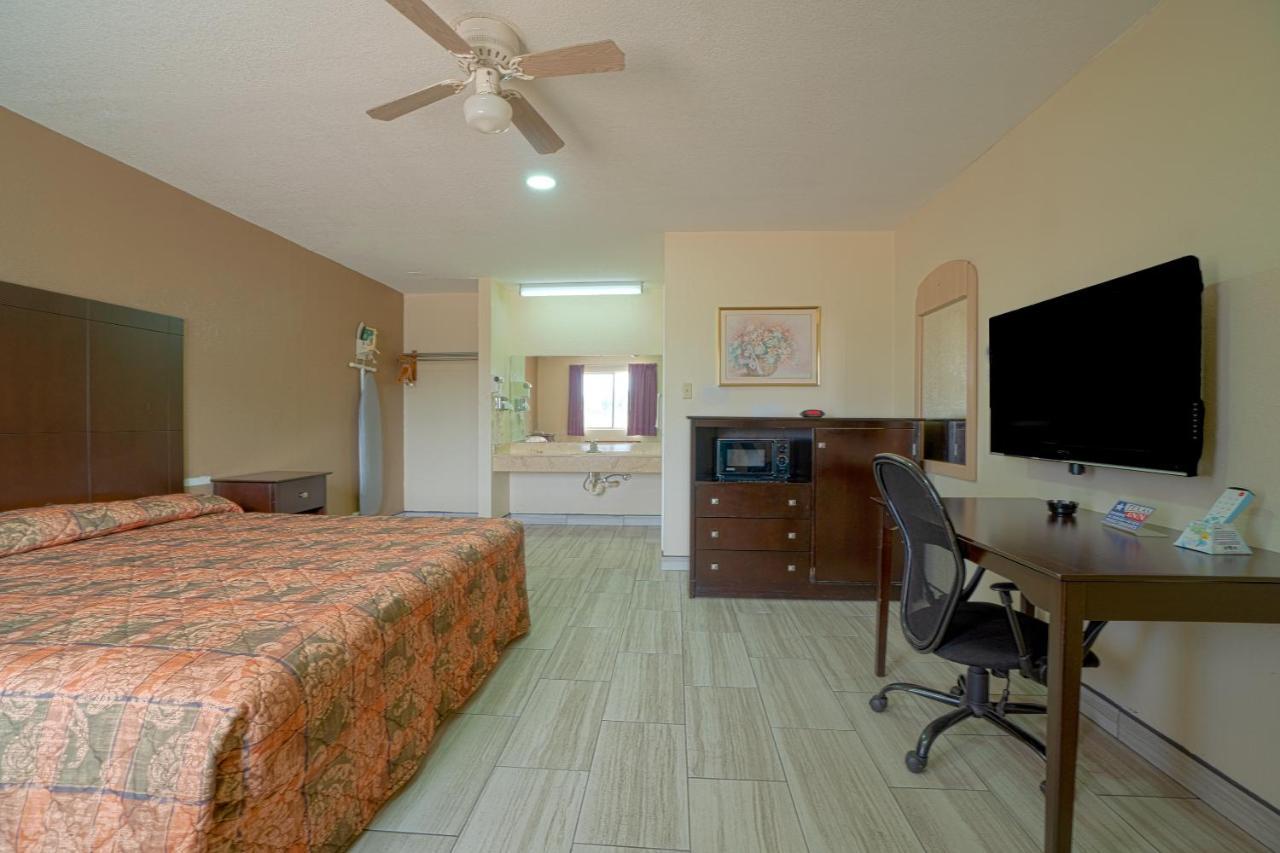 Texas Inn San Benito Near Harlingen Ngoại thất bức ảnh
