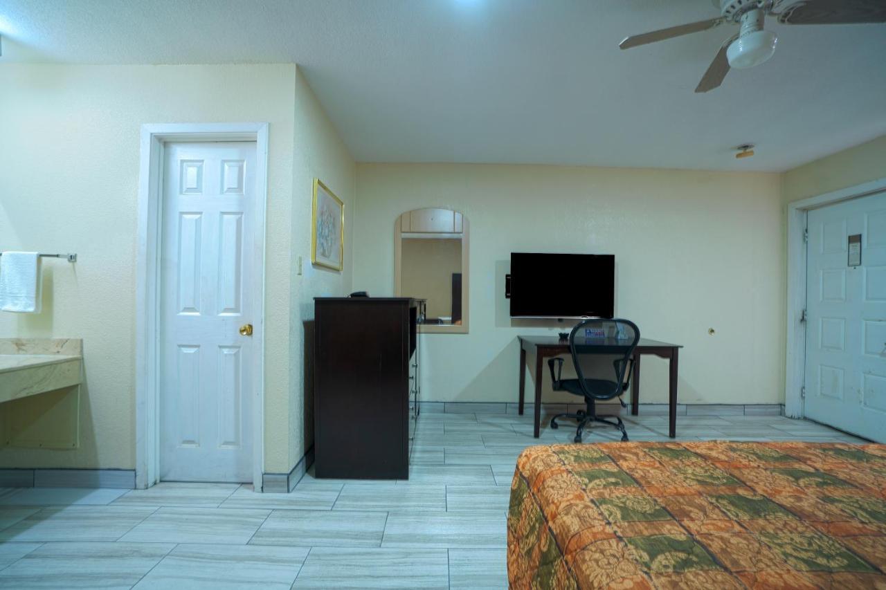 Texas Inn San Benito Near Harlingen Ngoại thất bức ảnh