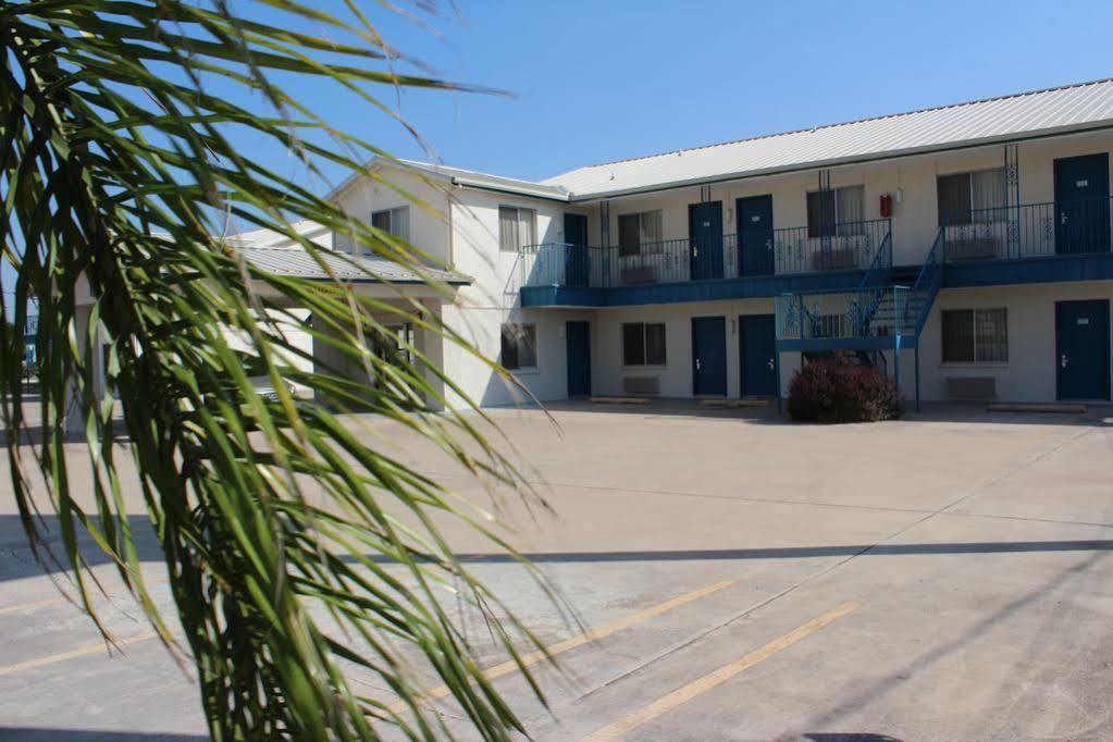Texas Inn San Benito Near Harlingen Ngoại thất bức ảnh